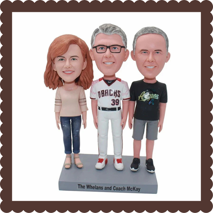 ๐จโ๐ฉโ๐ฆ Personalized Family Bobbleheads From Photo ๐