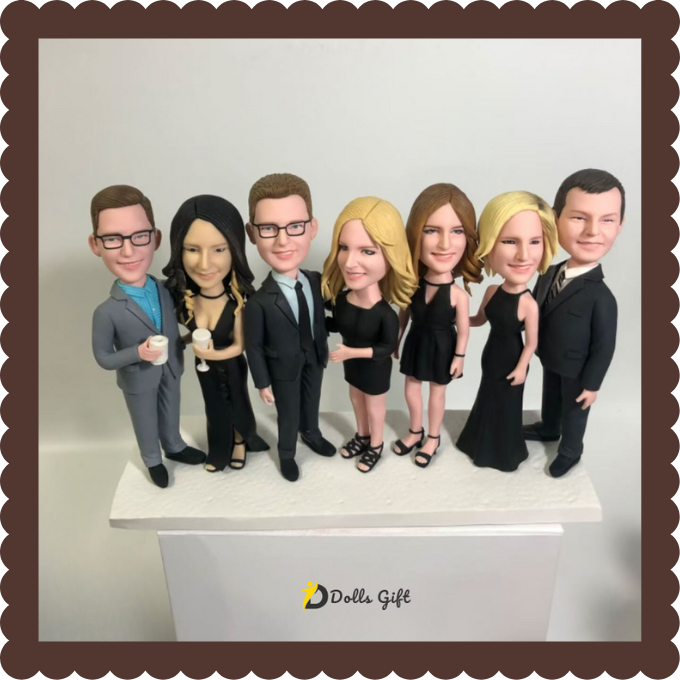 👨‍👩‍👧‍👦👨‍👩‍👧‍👦 Fully Customizable Bobbleheads for 5-10 People or Pets 💖