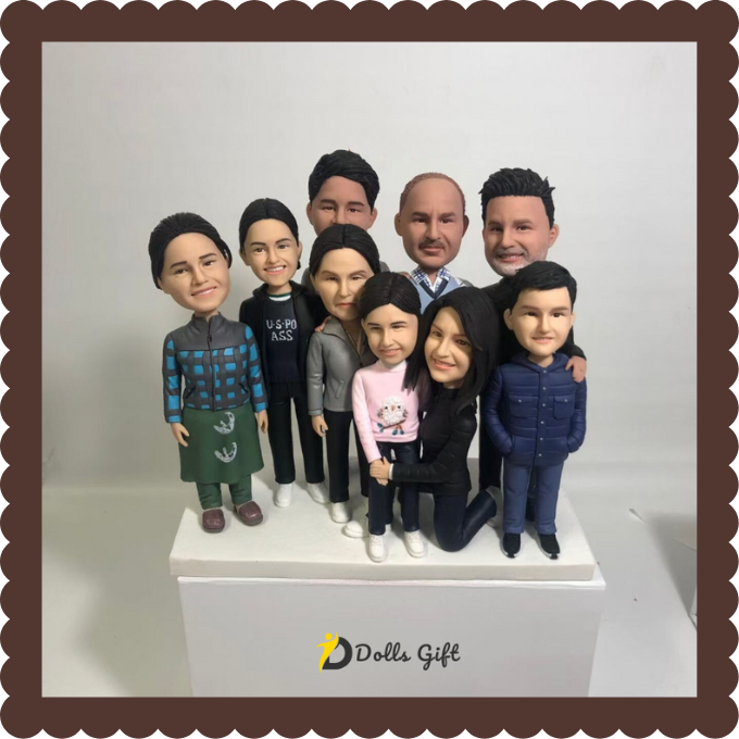 👨‍👩‍👧‍👦👨‍👩‍👧‍👦 Fully Customizable Bobbleheads for 5-10 People or Pets 💖