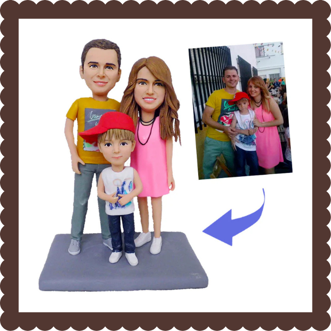 👨‍👩‍👦 Personalized Family Bobbleheads From Photo 💕