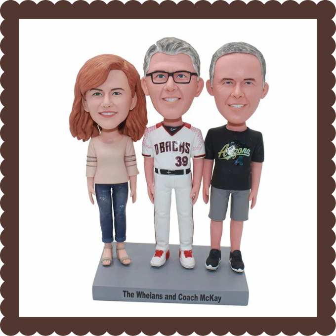 👨‍👩‍👦 Personalized Family Bobbleheads From Photo 💕