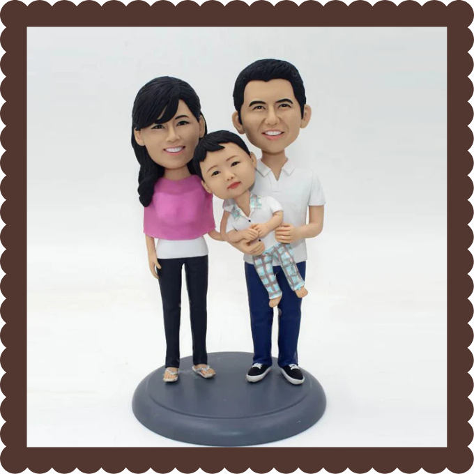 👨‍👩‍👦 Personalized Family Bobbleheads From Photo 💕